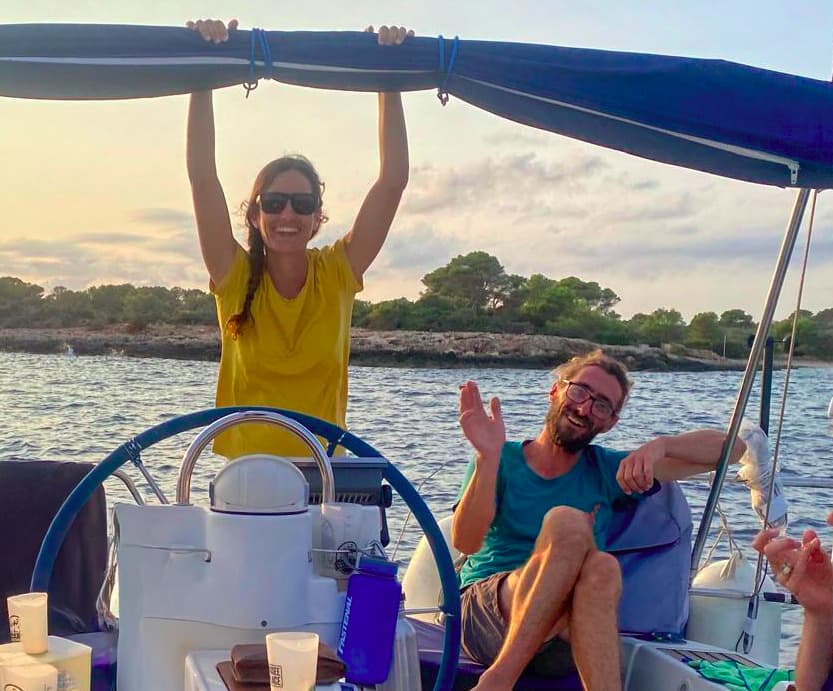 Andrea & Sarah — Aigle Zinzin & Sea Mouse